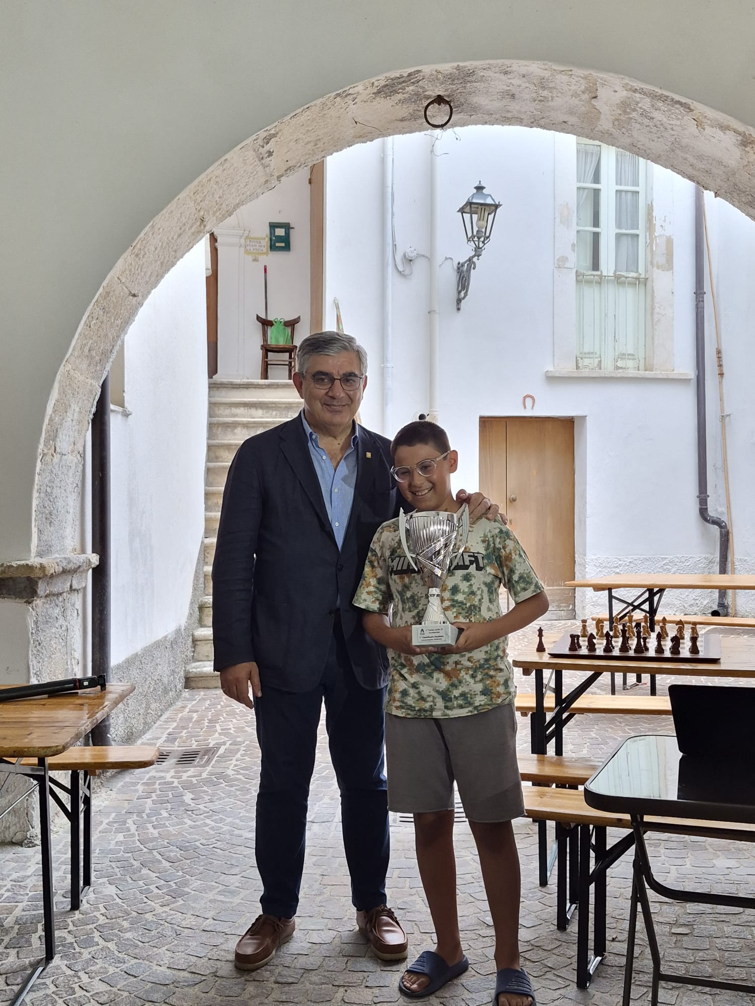 Riccardo Cavalazzi premiato come primo classificato assoluto